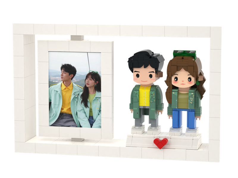 Custom two-person brick figure photo frame in round-face style