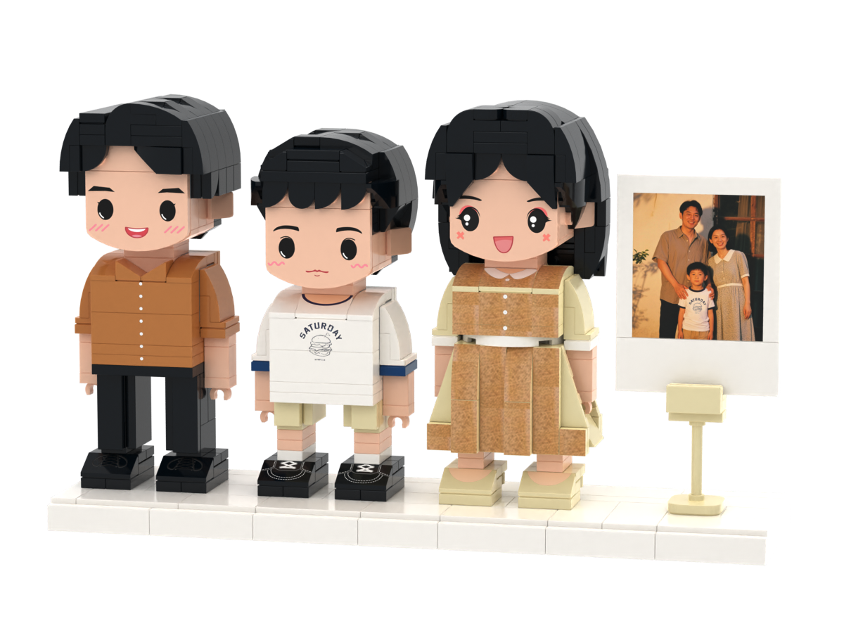 Custom Brick Figure Set with Instant Photo Display – Three People – Round Face product example