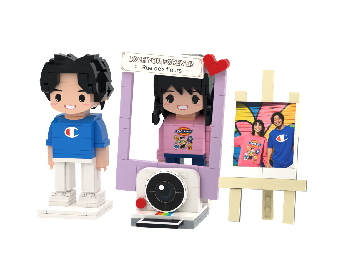 Custom Brick Couple Camera & Photo Easel Scene – Round Face product example