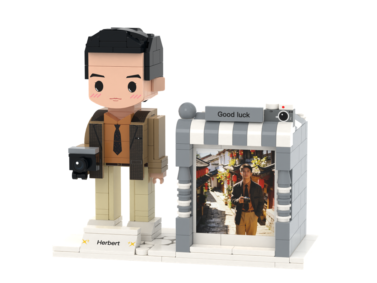 Custom Photo Pen Holder with Brick Figure – One Person – Round Face product example